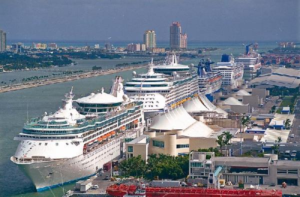 Круиз по Карибам, порт Майами, круизный терминал