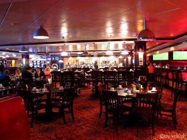 Restaurants bars food on the ship "NCL Epic"