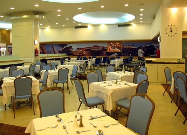 Отель для отдыха с детьми Esperides Beach 4* (Родос, Греция) ресторан