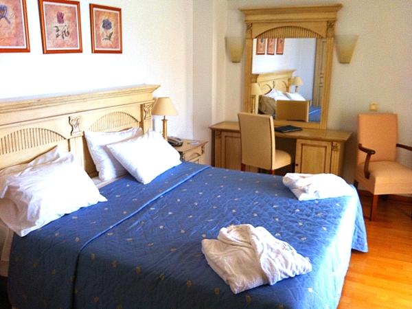 Room hotel for families with children Lindos Princess 4 * (Rhodes, Greece)