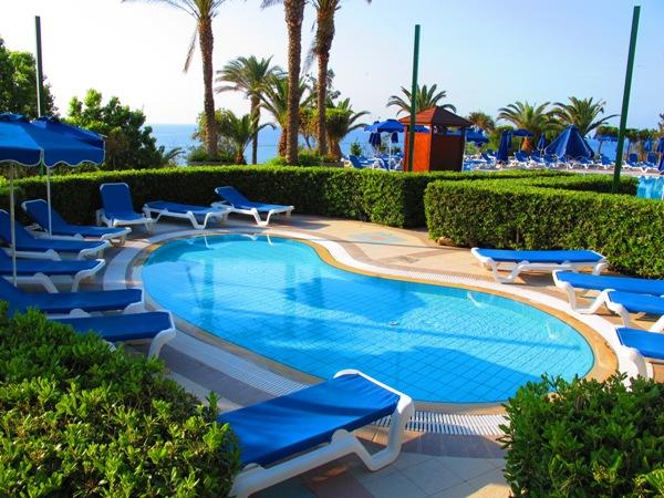 Отель для отдыха с детьми Rodos Princess (Родос, Греция) детский бассейн
